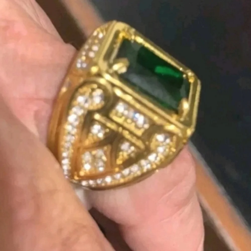 Elegant Gold and Green Gemstone Ring Sz 13